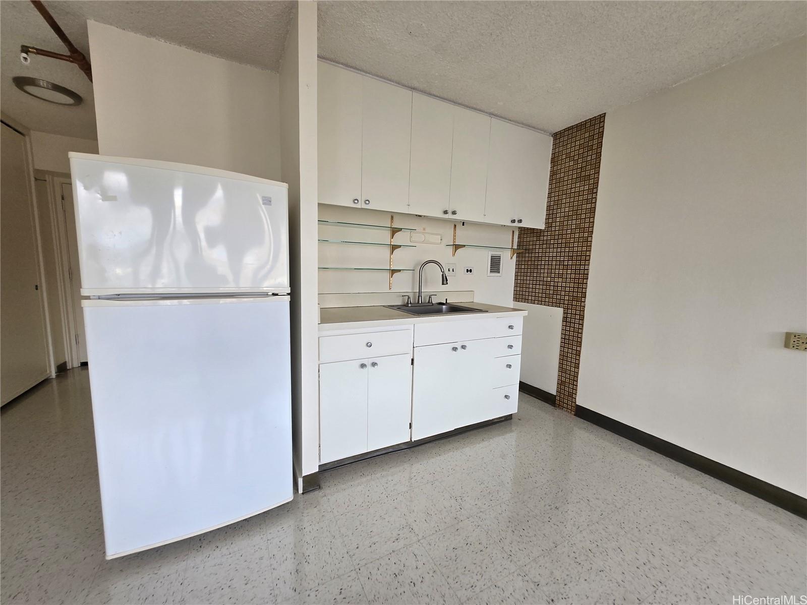 1650 Kanunu Street 1416