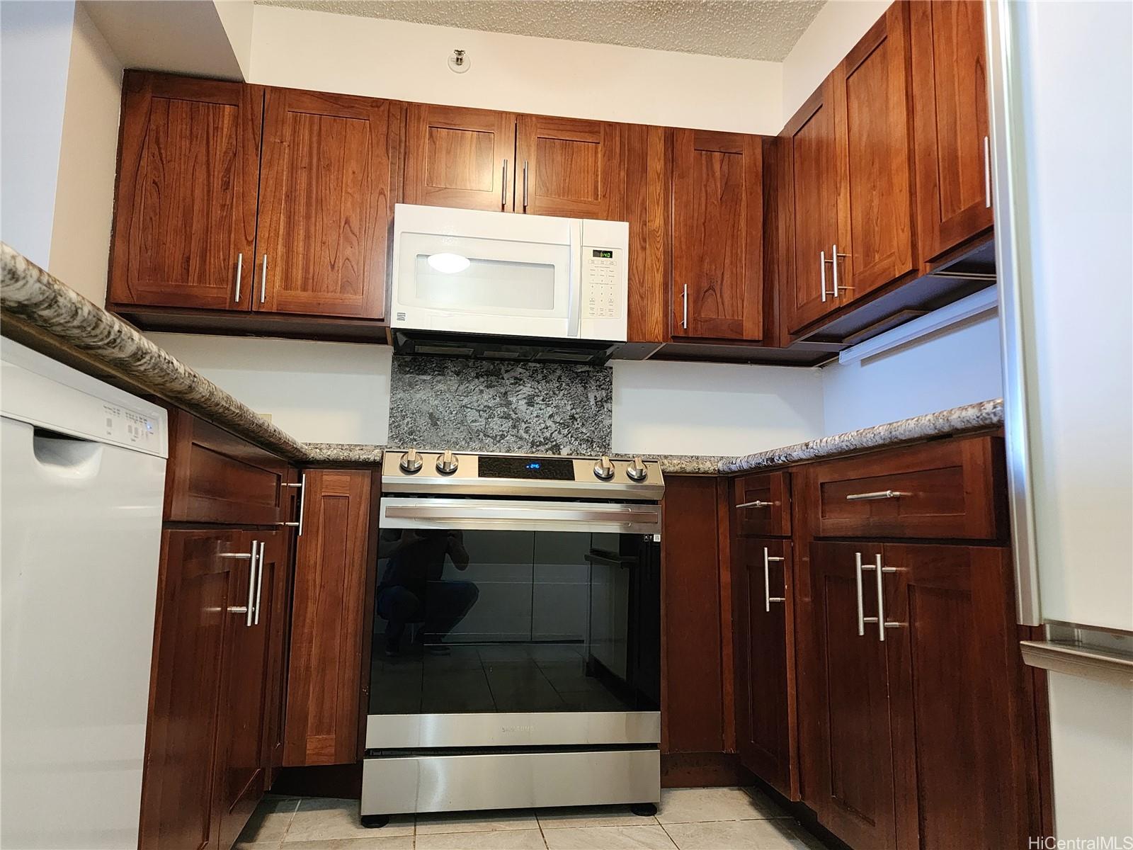 415 South Street 3102