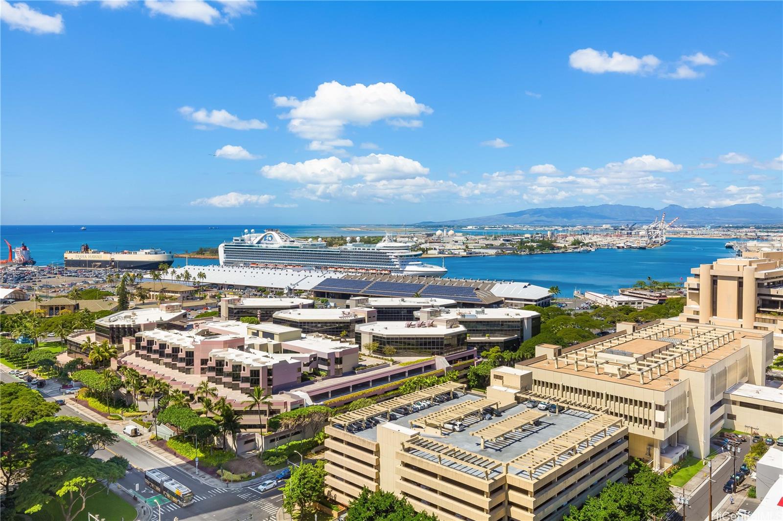 Photo 13 of 25