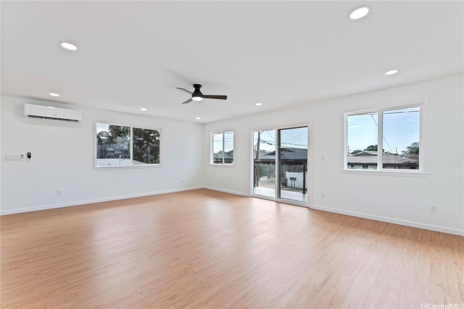 87-102 Kulaaupuni Street  Unit 2