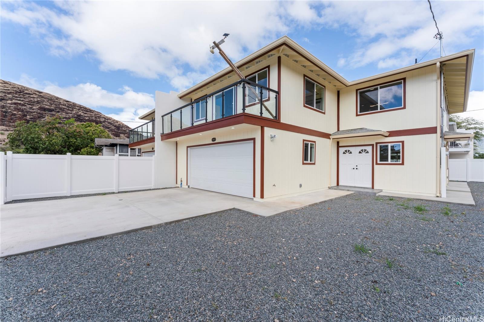 87-102 Kulaaupuni Street  Unit 2