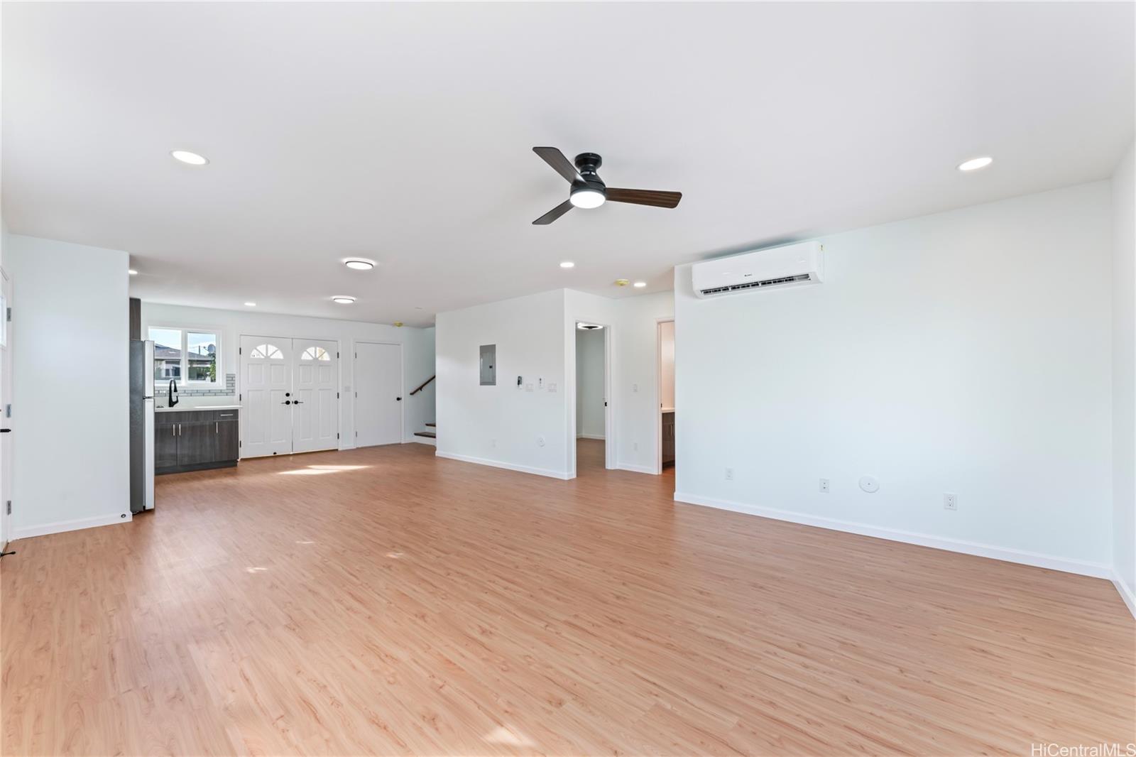 87-102 Kulaaupuni Street  Unit 2