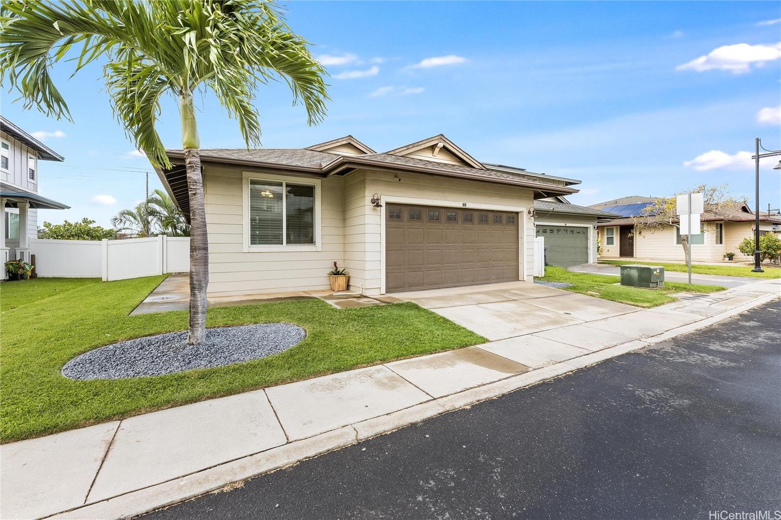 1101 Kukulu Street 22