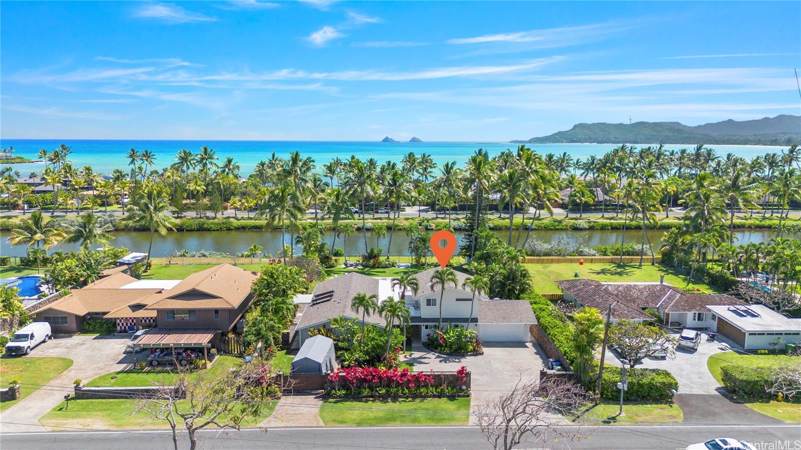 748 Mokapu Road