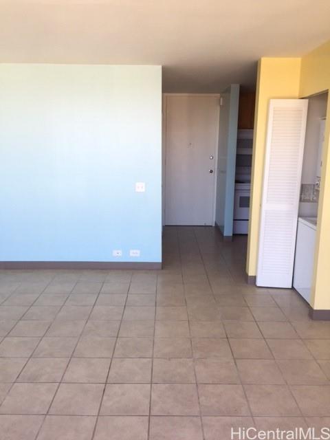 Photo 18 of 19