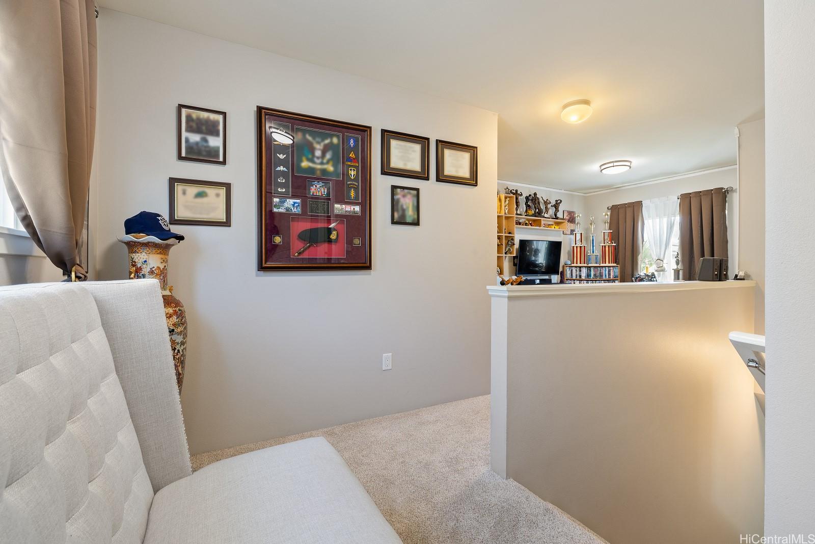 Photo 7 of 24