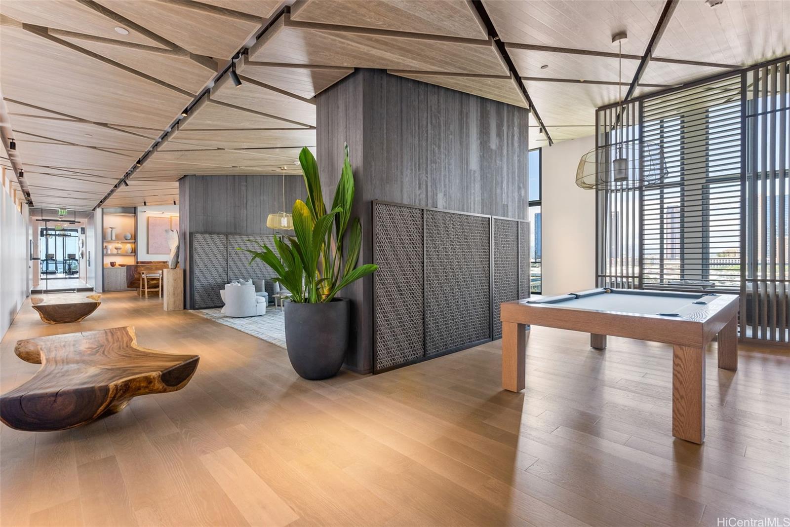 1000 Auahi Street  Unit 733
