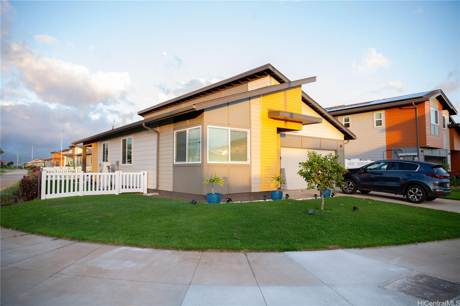 91-1454 Wahinana Loop
