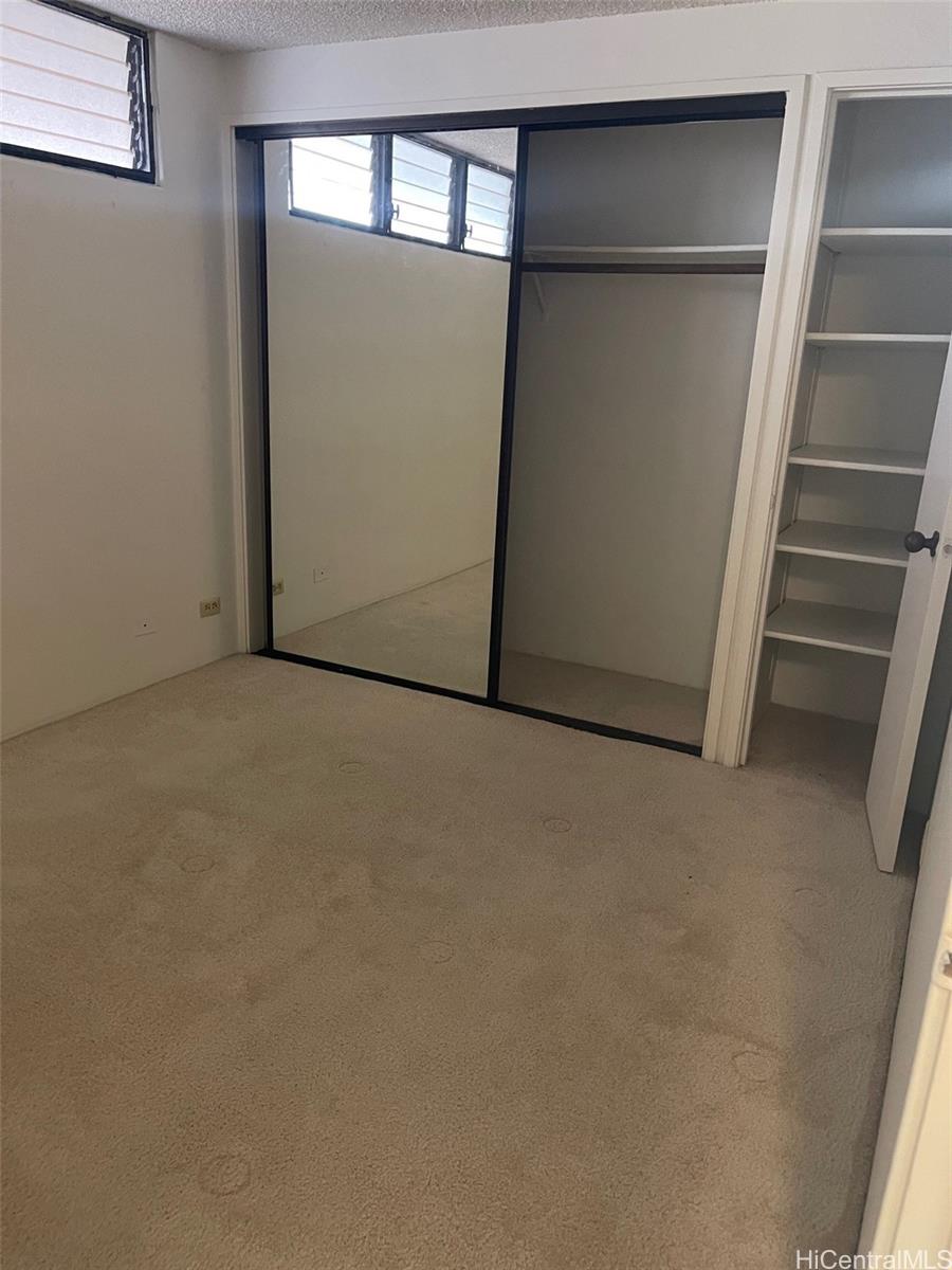 Photo 8 of 25