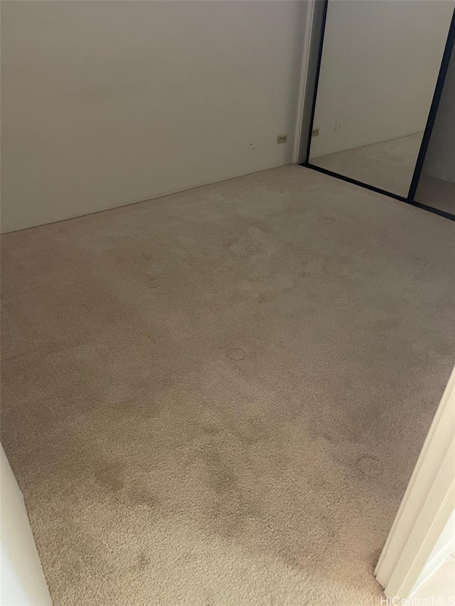 Photo 9 of 25