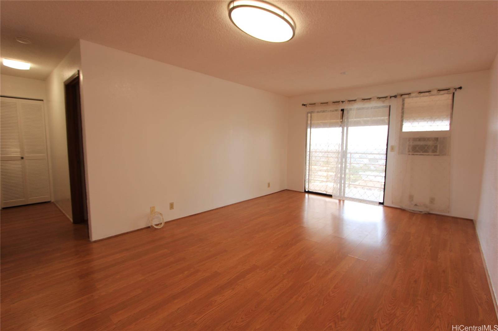 Photo 6 of 20