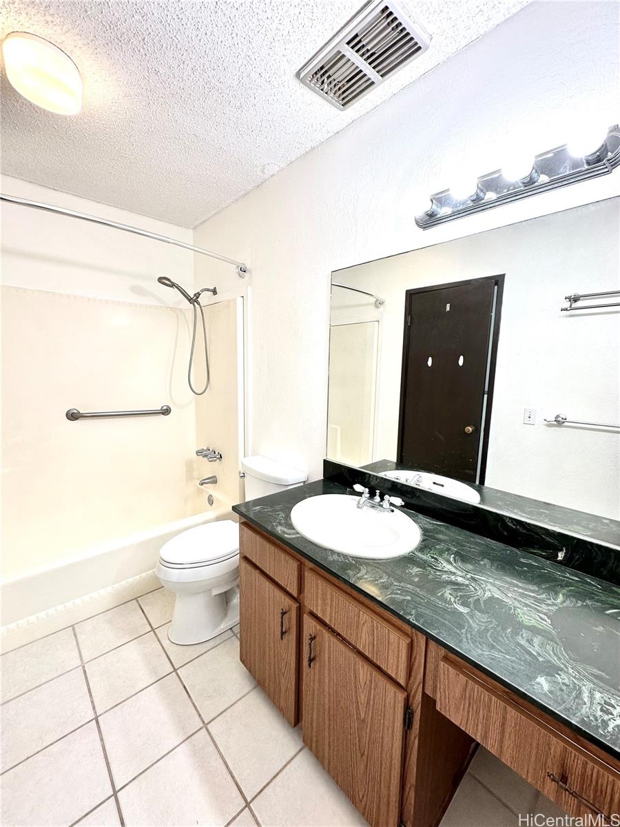 98-360 Koauka Loop  Unit 206