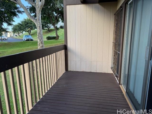Photo 16 of 23