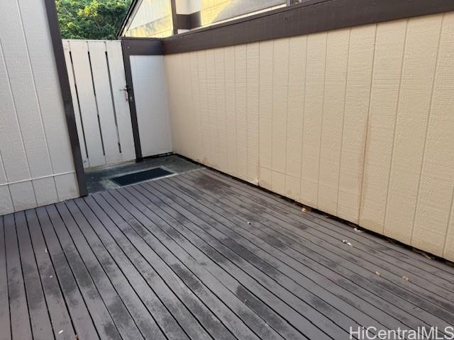 Photo 7 of 23