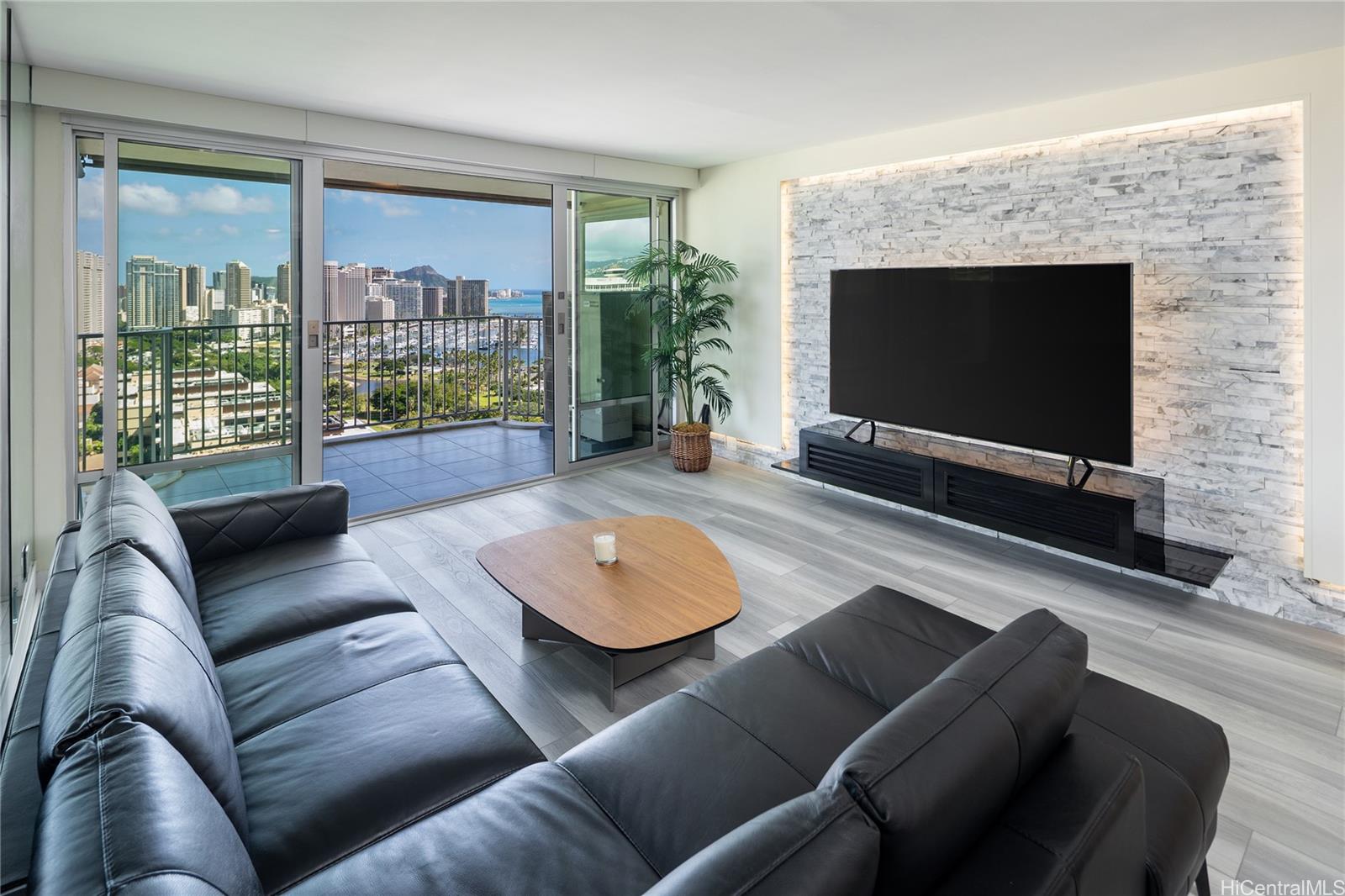 1350 Ala Moana Boulevard 2806