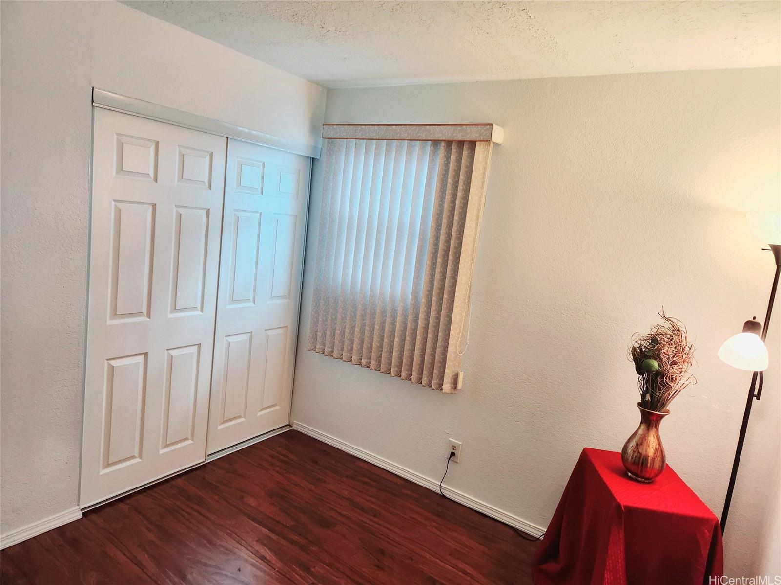 Photo 15 of 25