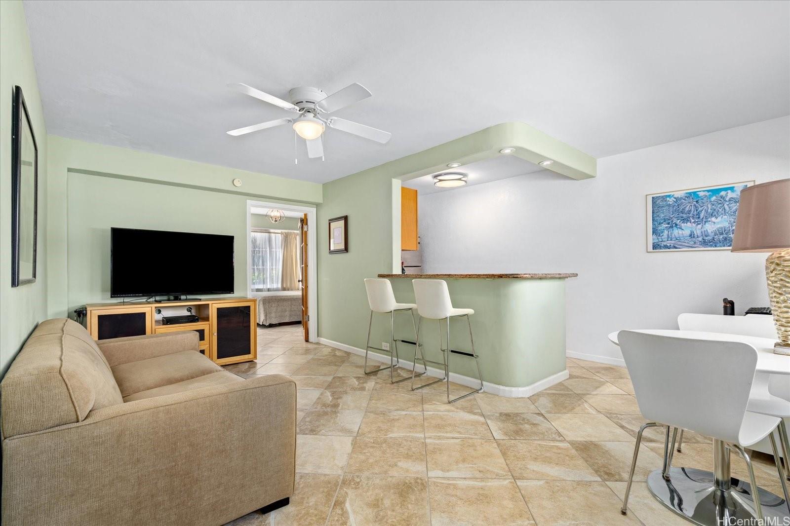 1627 Ala Wai Boulevard 102