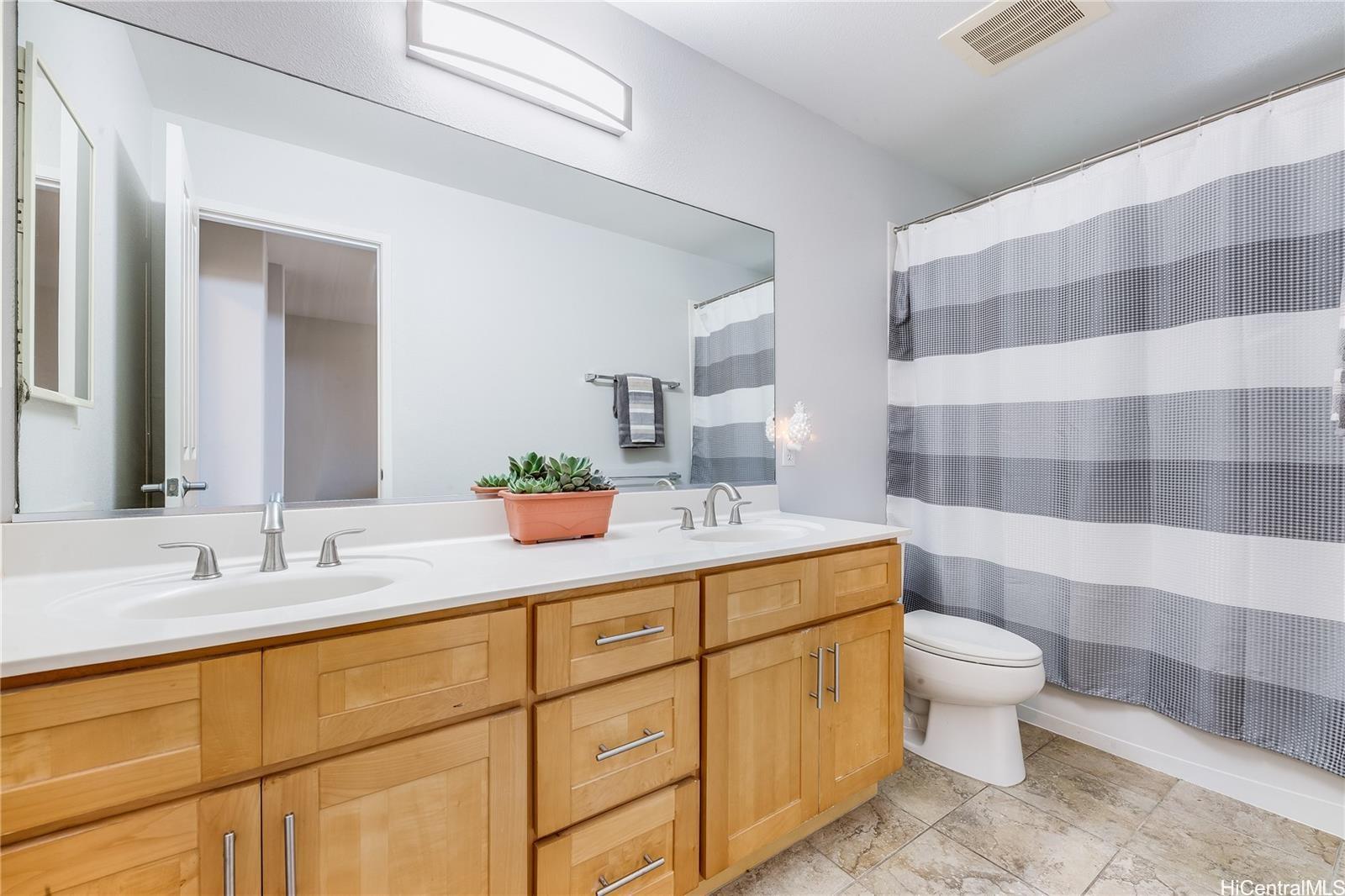 91-1179 Kaiau Avenue  Unit 803