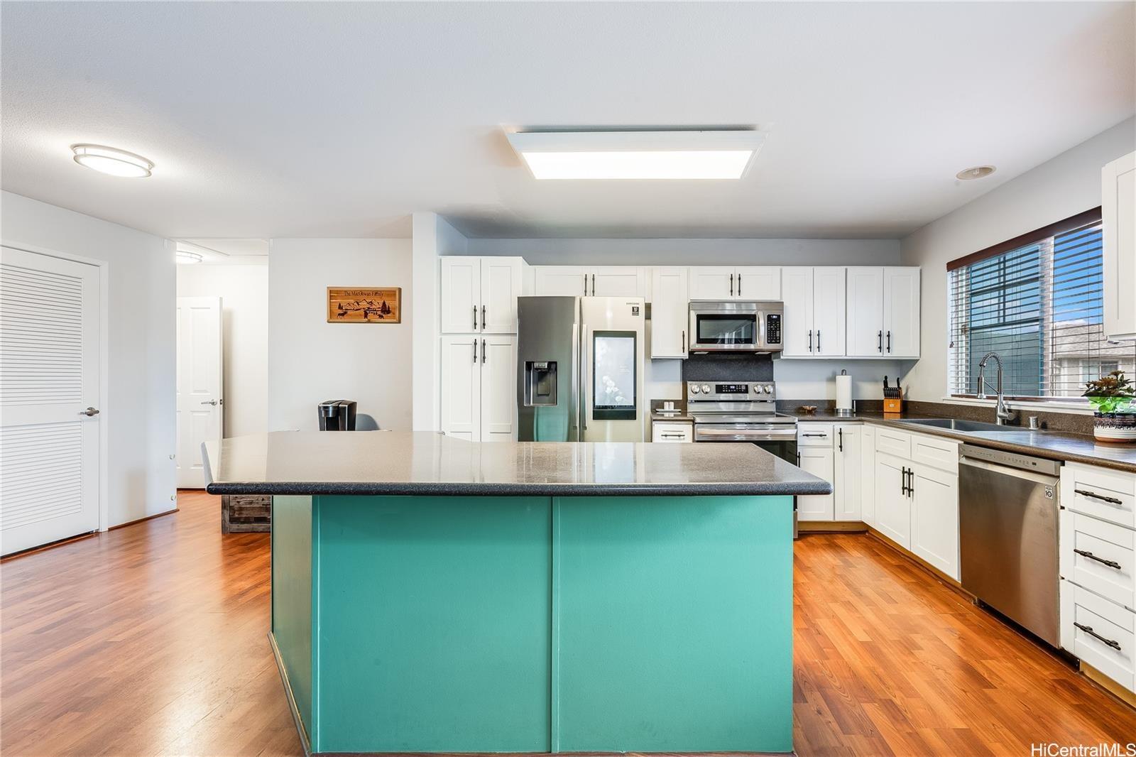 91-1179 Kaiau Avenue  Unit 803