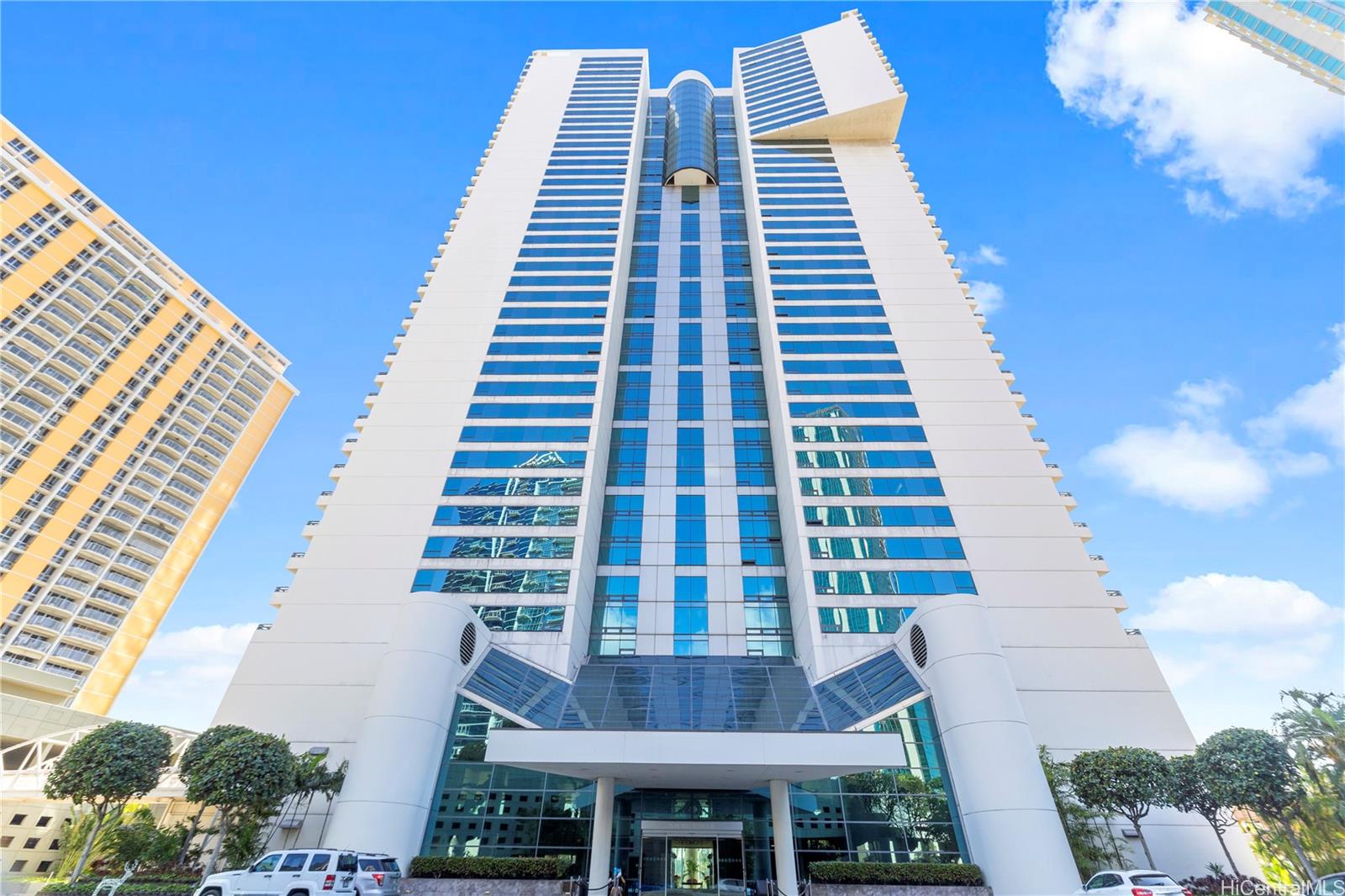 1330 Ala Moana Boulevard 2706