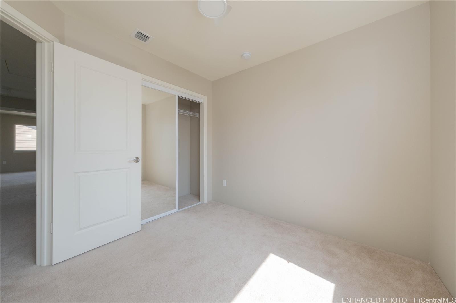Photo 15 of 24