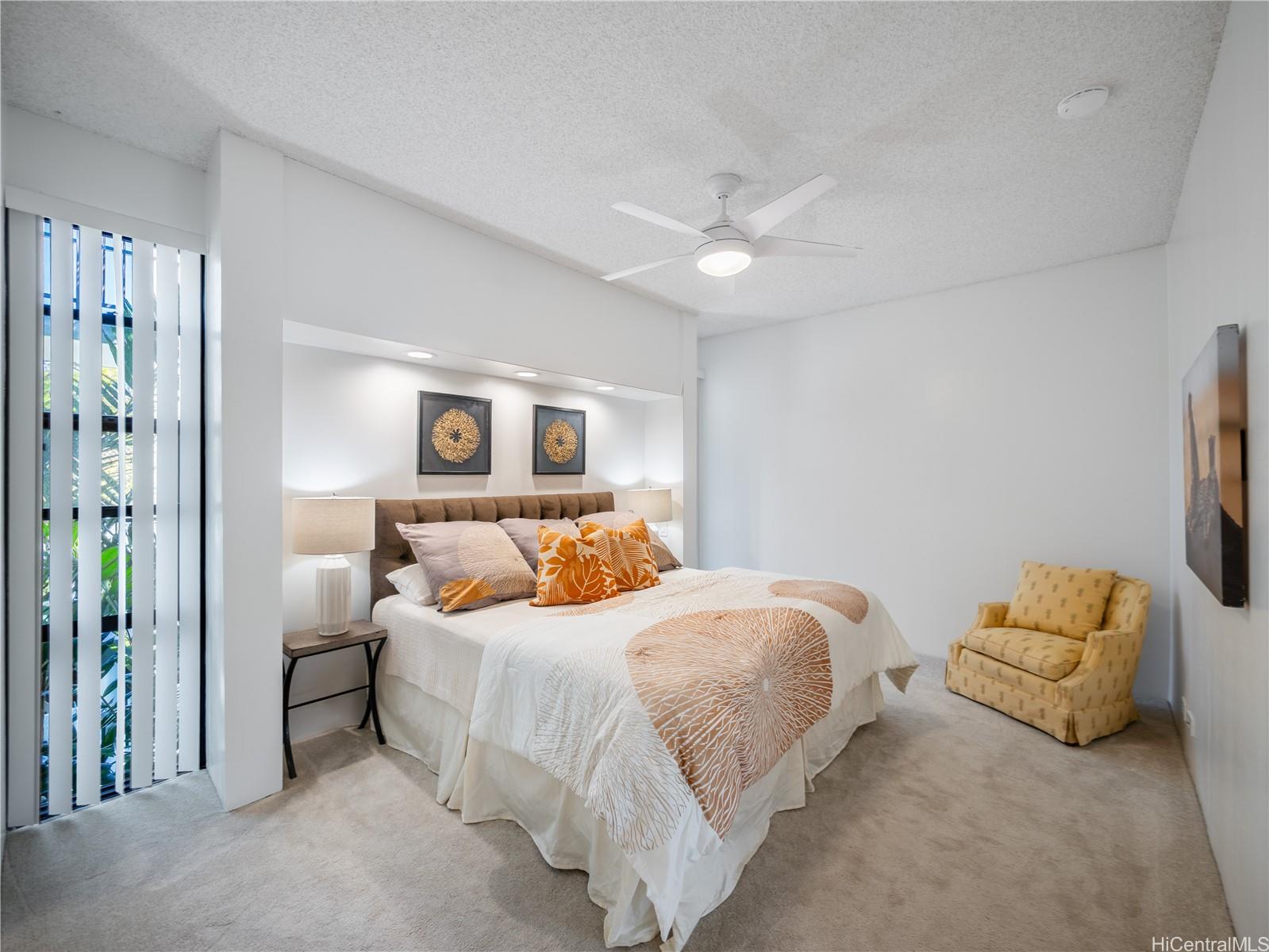 1030 Aoloa Place  Unit 305B