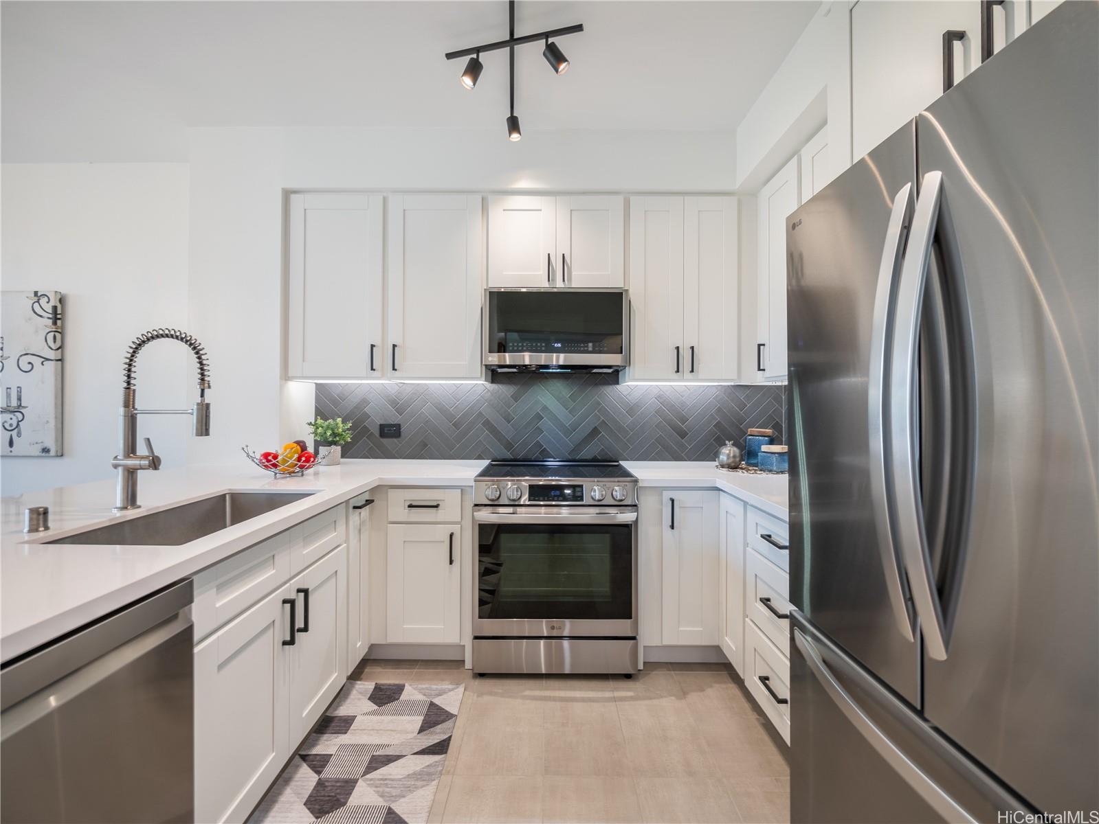 1030 Aoloa Place  Unit 305B