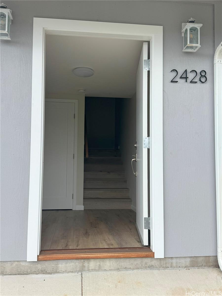 Photo 3 of 25