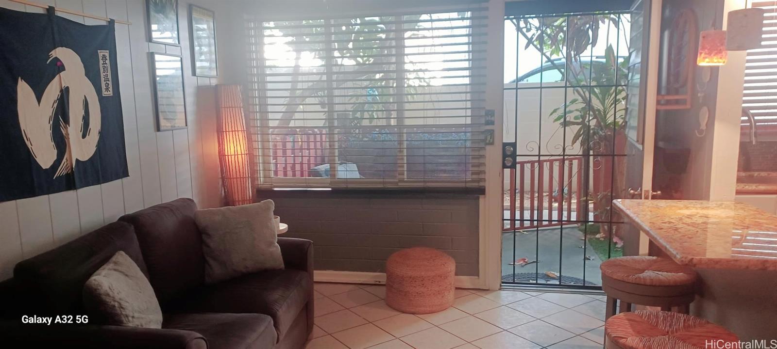 Photo 8 of 25