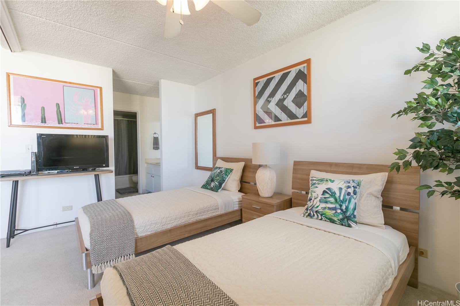 2240 KUHIO Avenue 1410