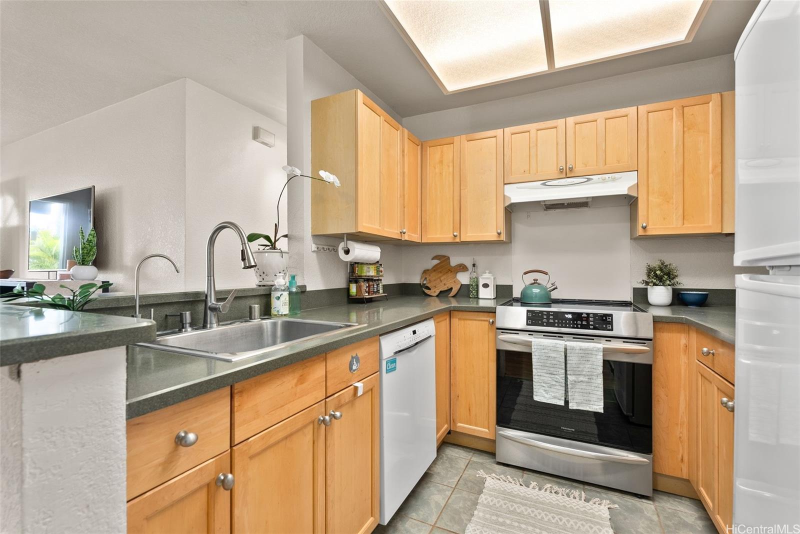 480 Mananai Place  Unit 12G