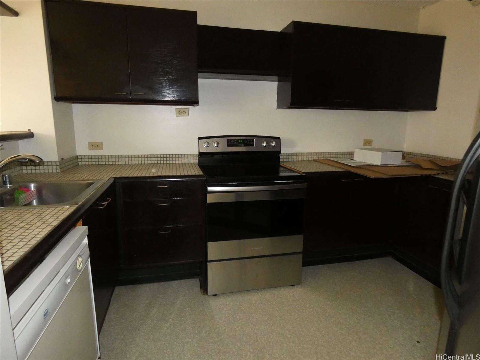 2101 Nuuanu Avenue 1607