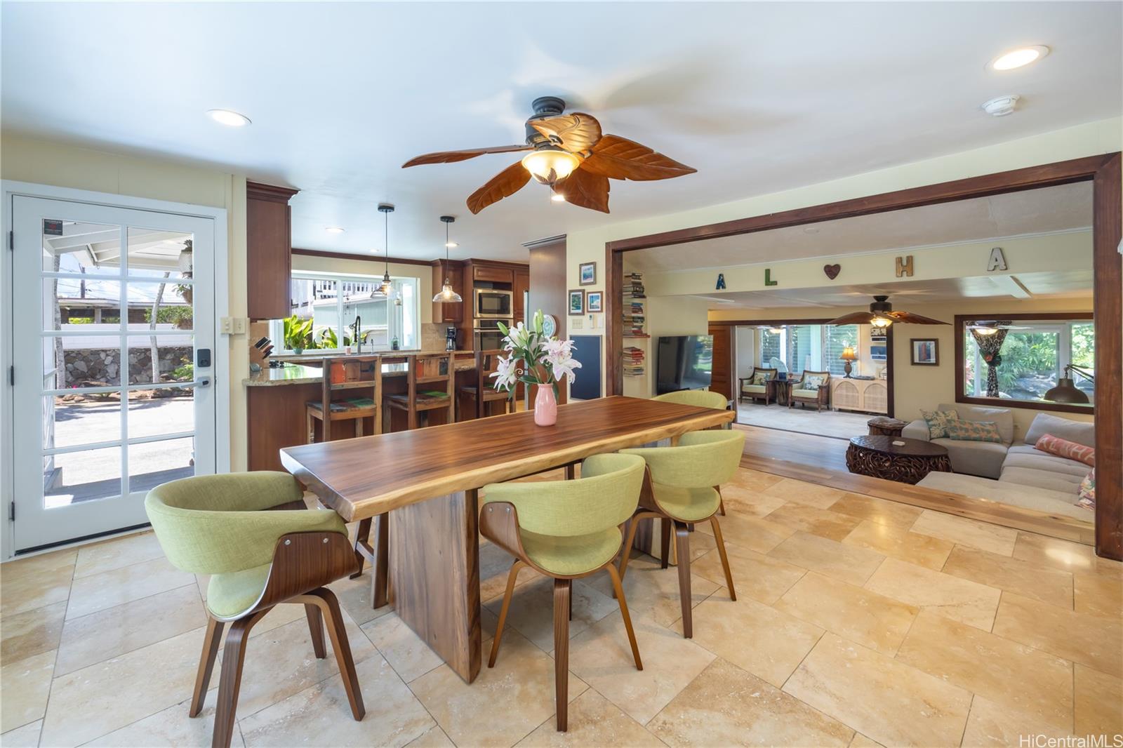 409 Wanaao Road