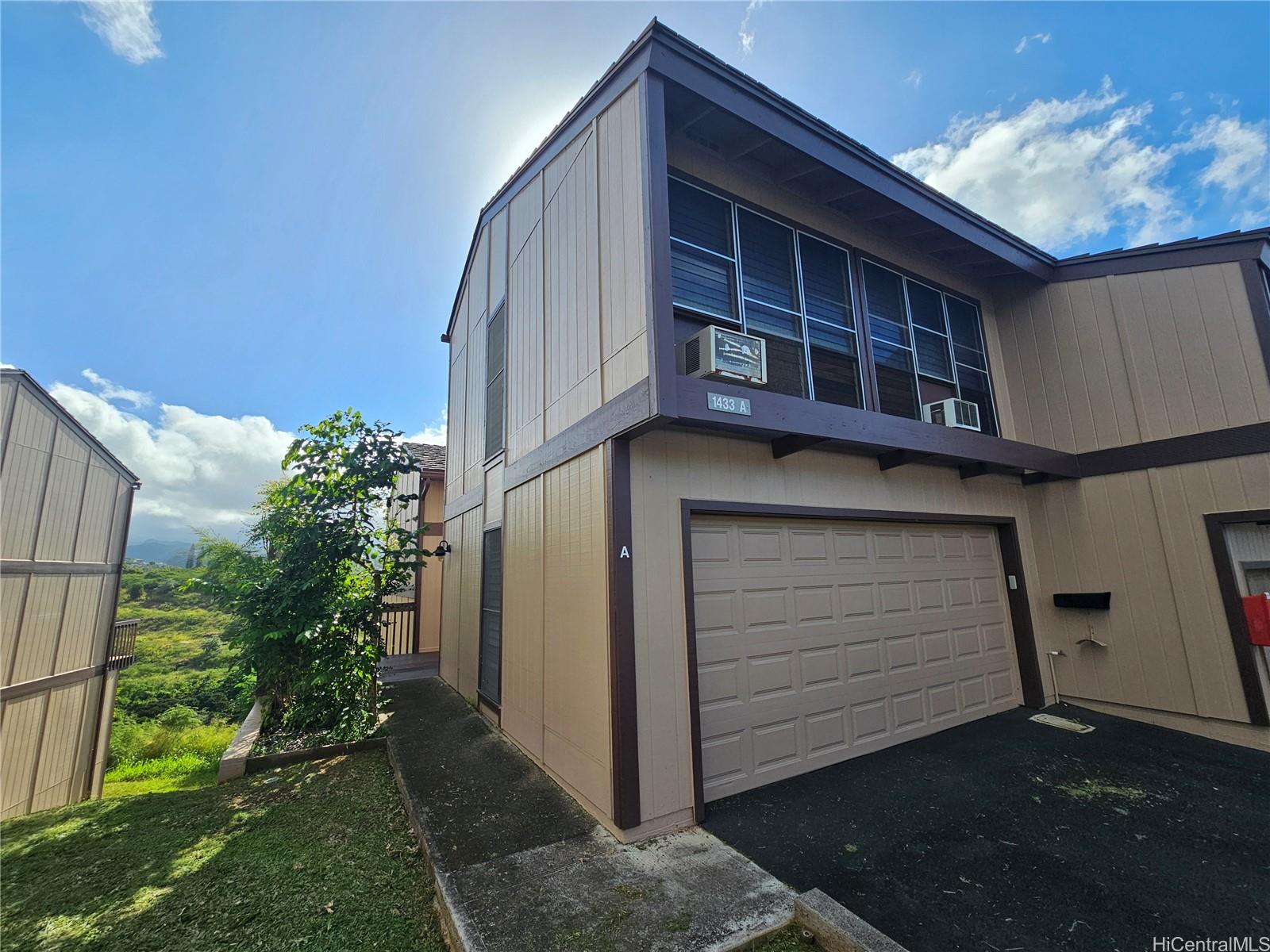 98-1433 Kaahumanu Street 229