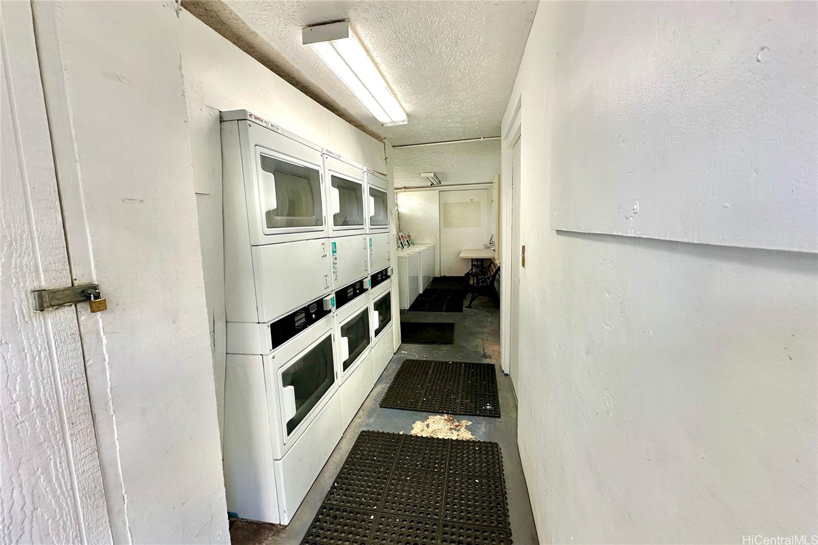 2509 Ala Wai Boulevard  Unit 1005