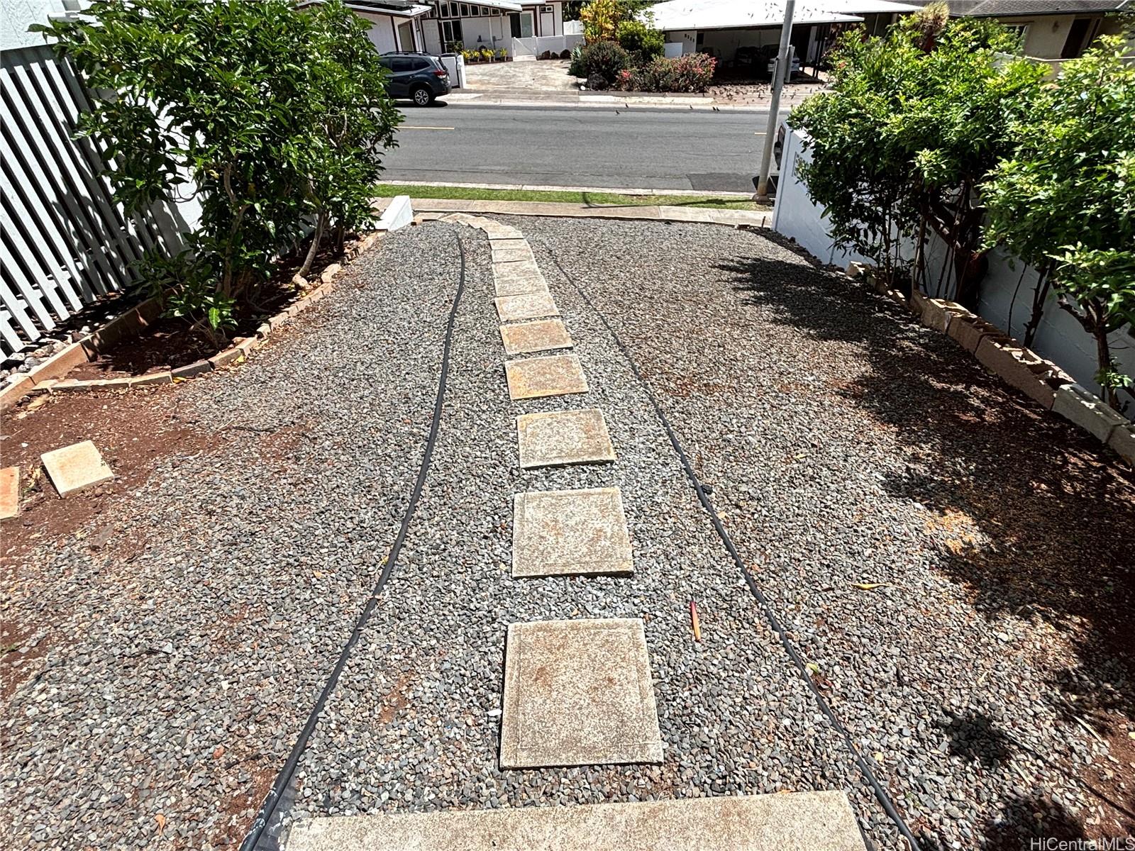 Photo 16 of 18