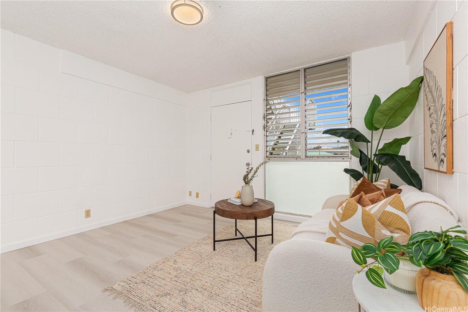 Photo 4 of 20