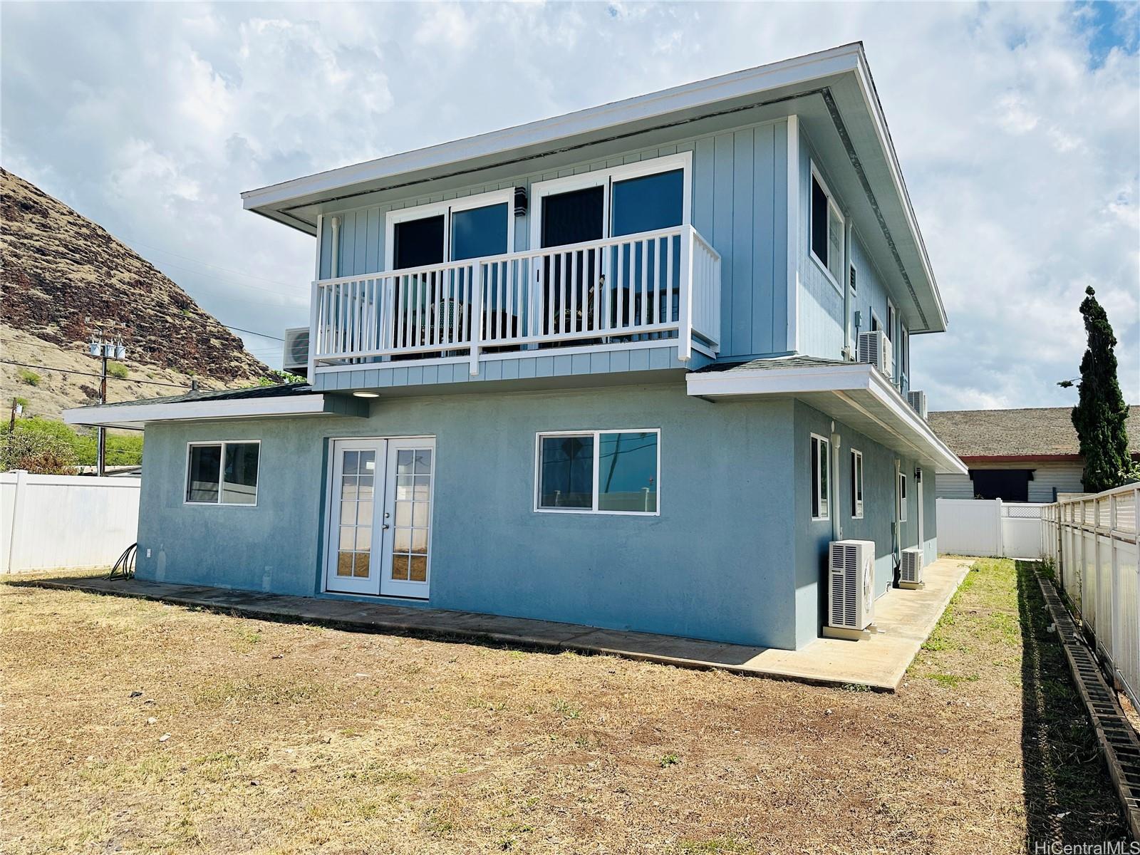 87-82 Farrington Highway
