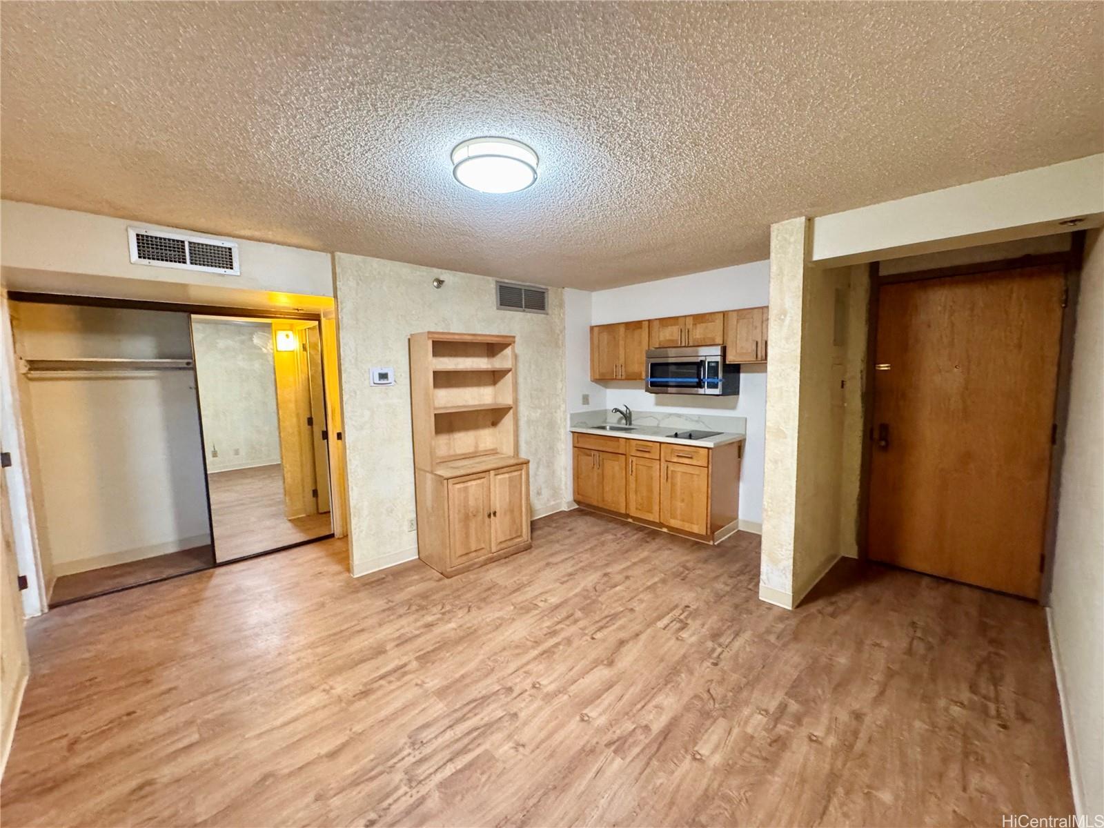 1088 Bishop Street  Unit 2101