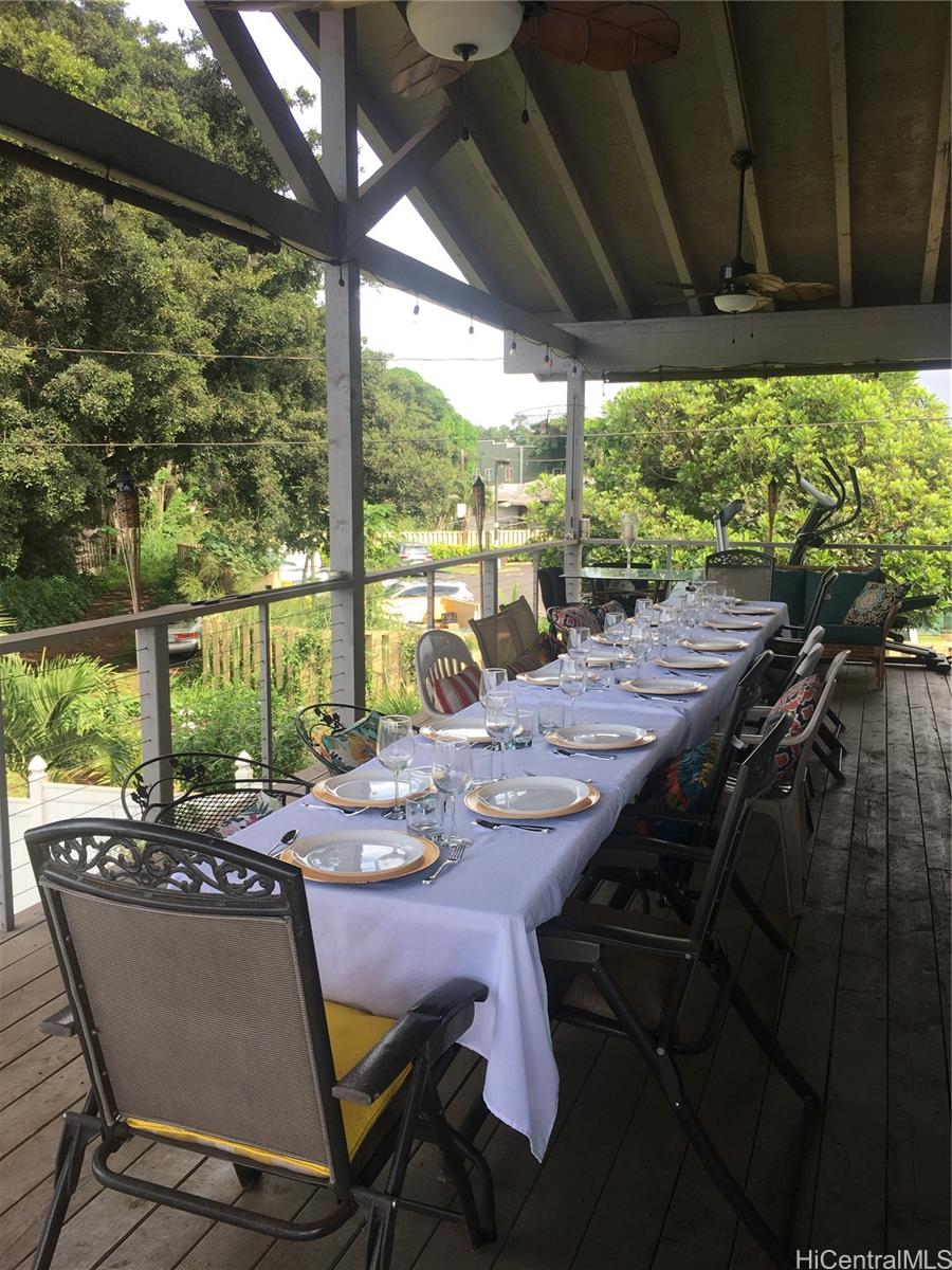 Photo 10 of 25