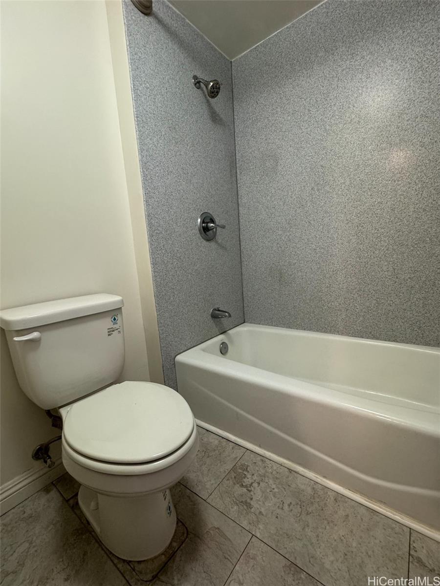 Photo 16 of 21
