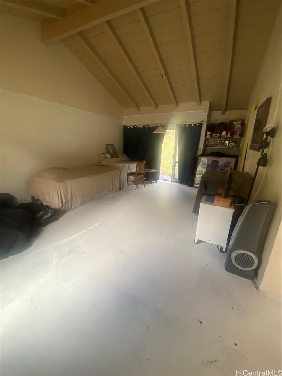 Photo 4 of 19