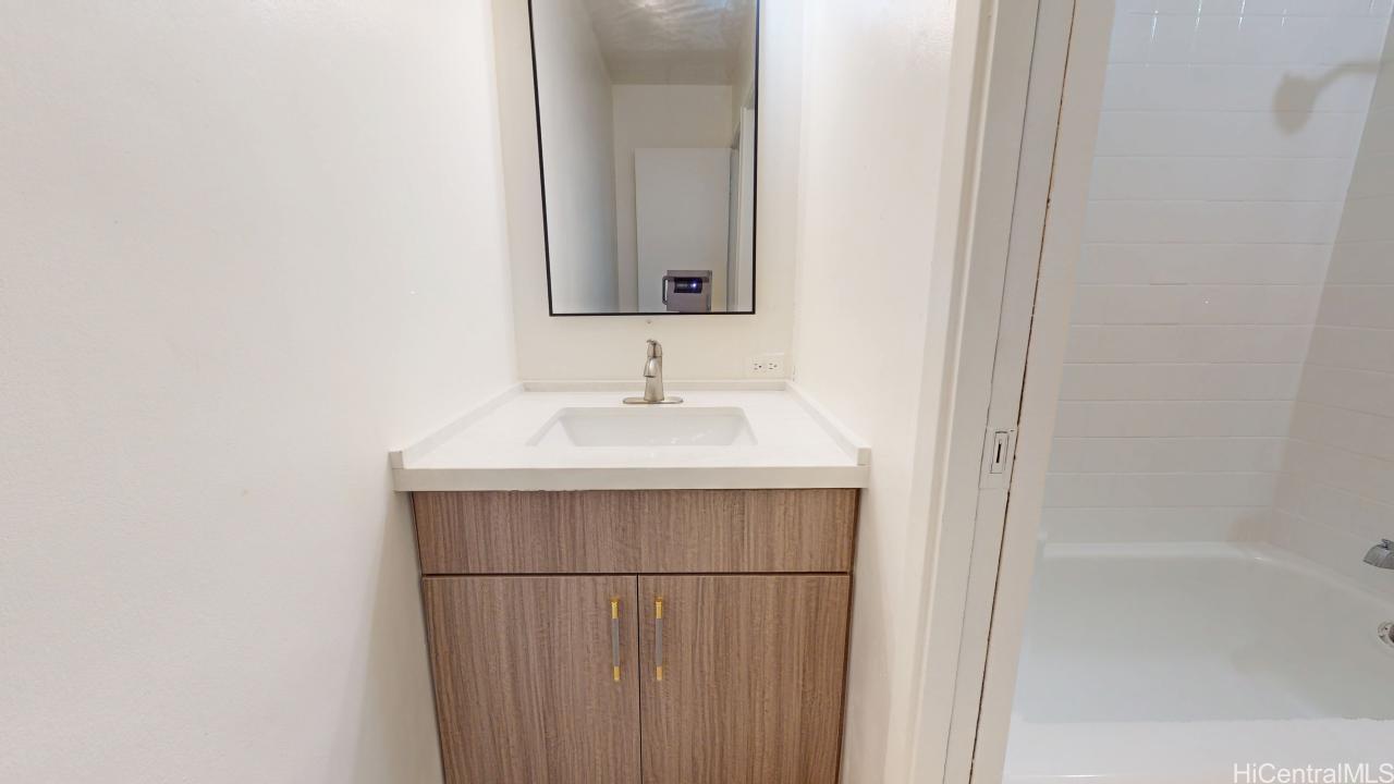 Photo 15 of 22