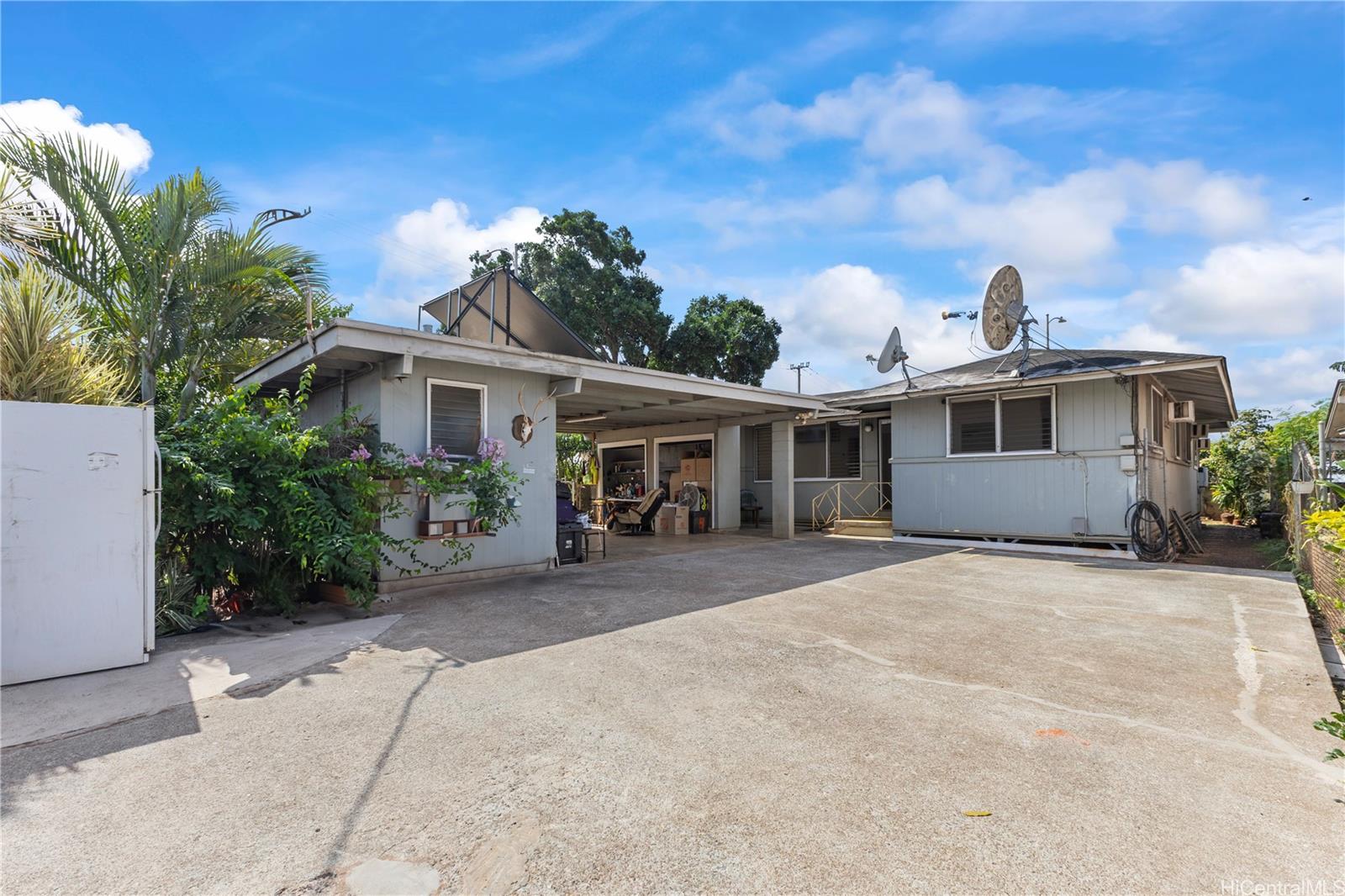1404 Noelani Street