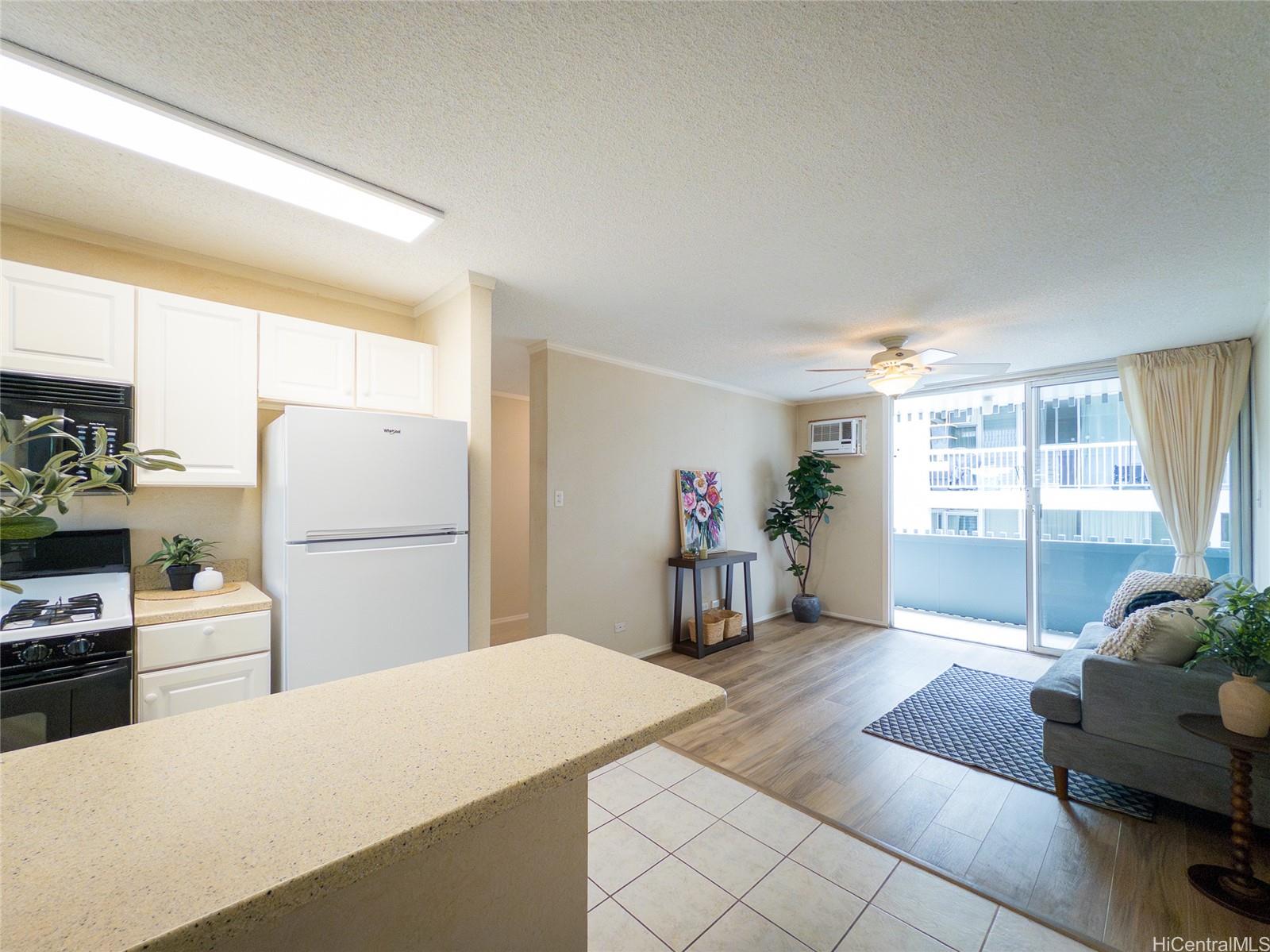 1605 Pensacola Street 107