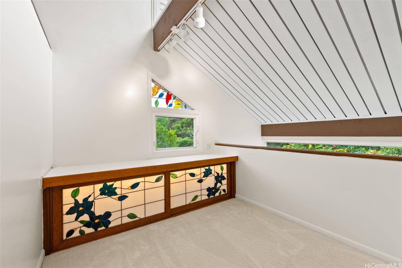 156 Forest Ridge Way