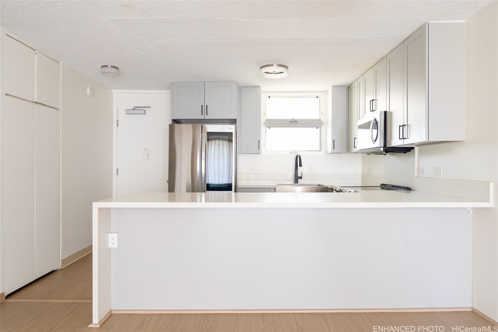 1018 Lunalilo Street 1203