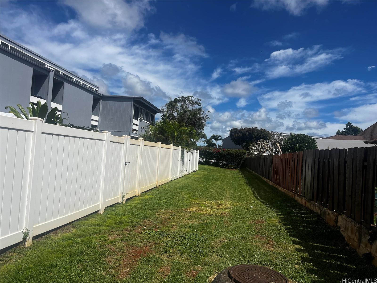 Photo 17 of 20