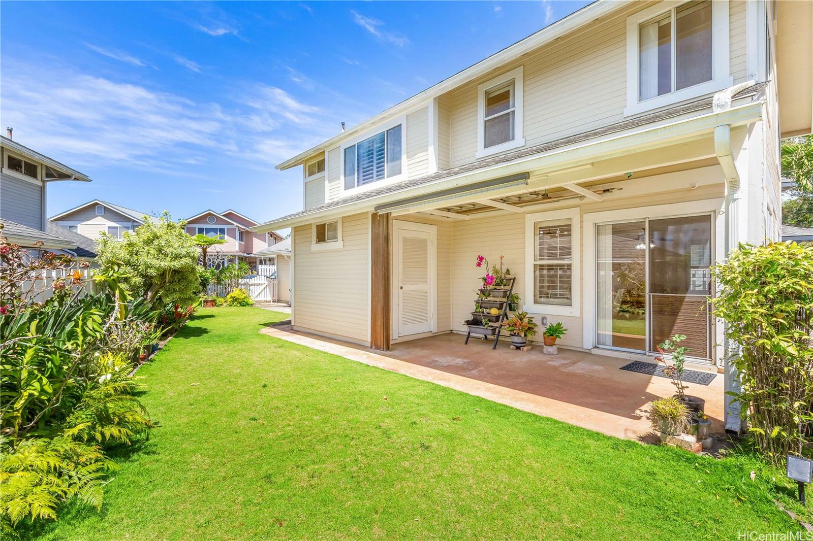 98-1971 F Kaahumanu Street 47