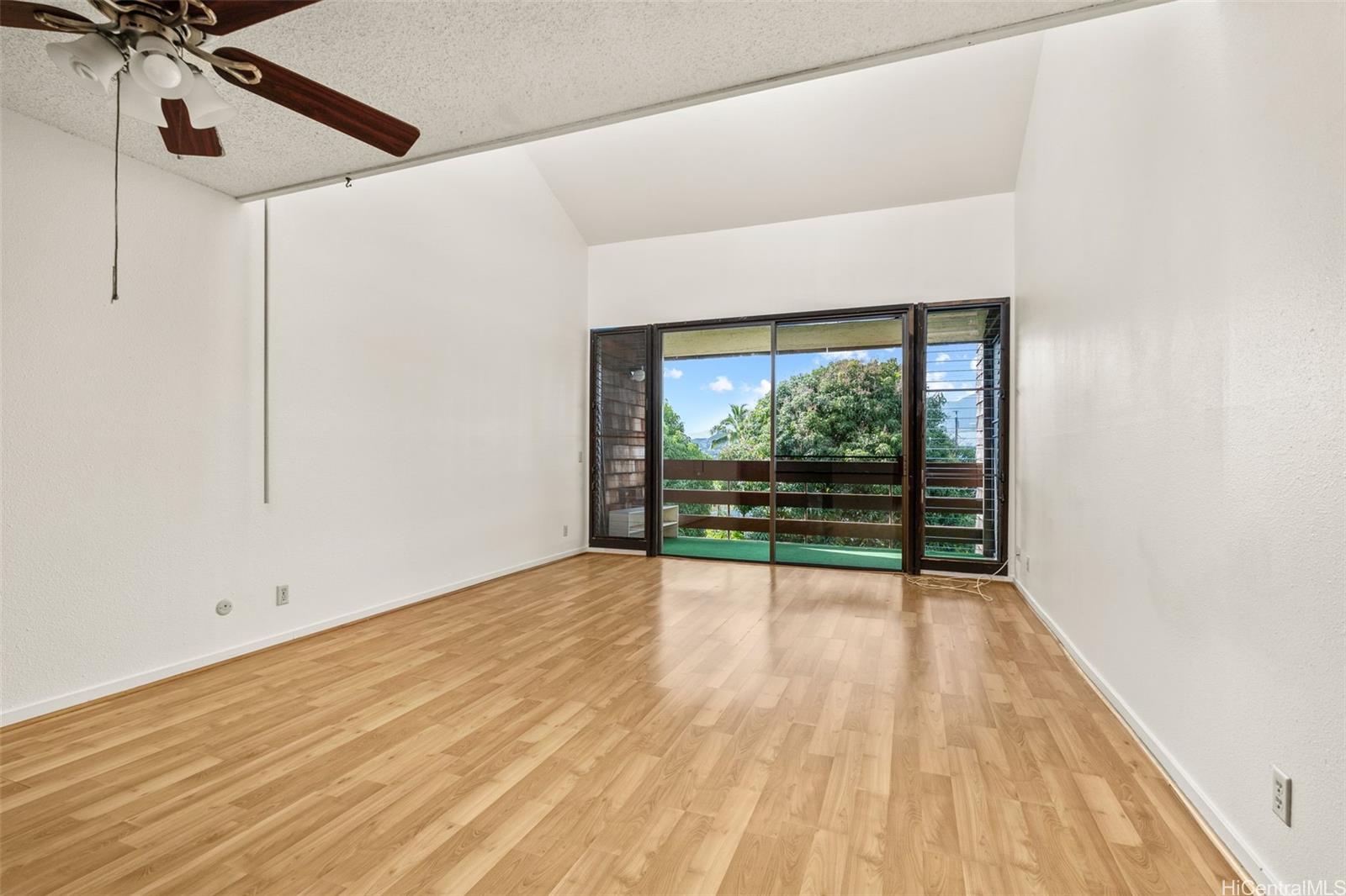1015 Aoloa Place  Unit 442